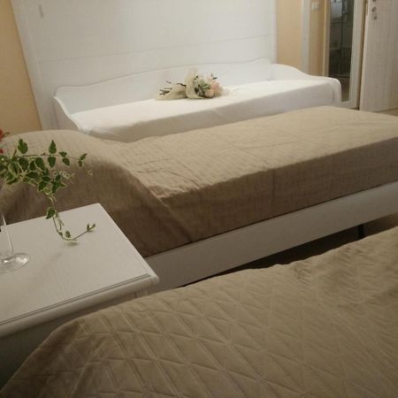 Bed and Breakfast Le Camelie Marina di Ginosa Zimmer foto
