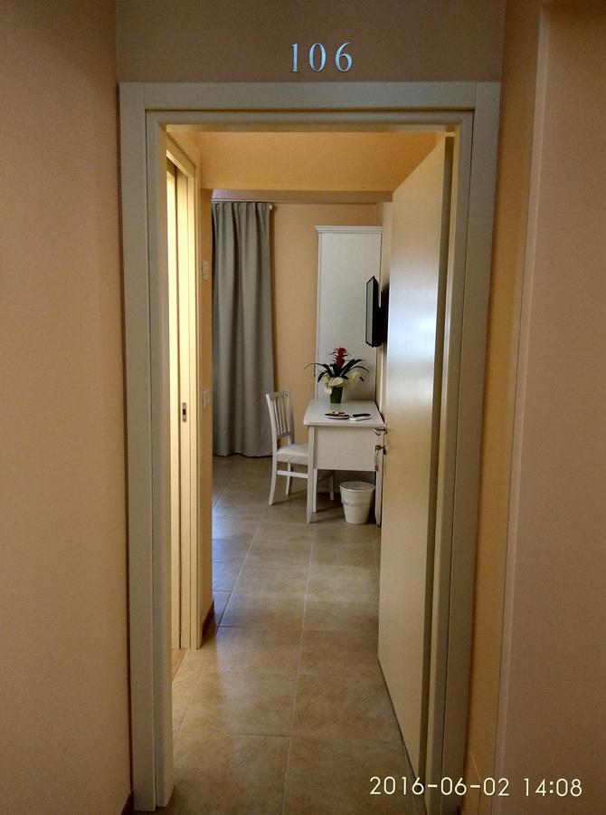 Bed and Breakfast Le Camelie Marina di Ginosa Zimmer foto
